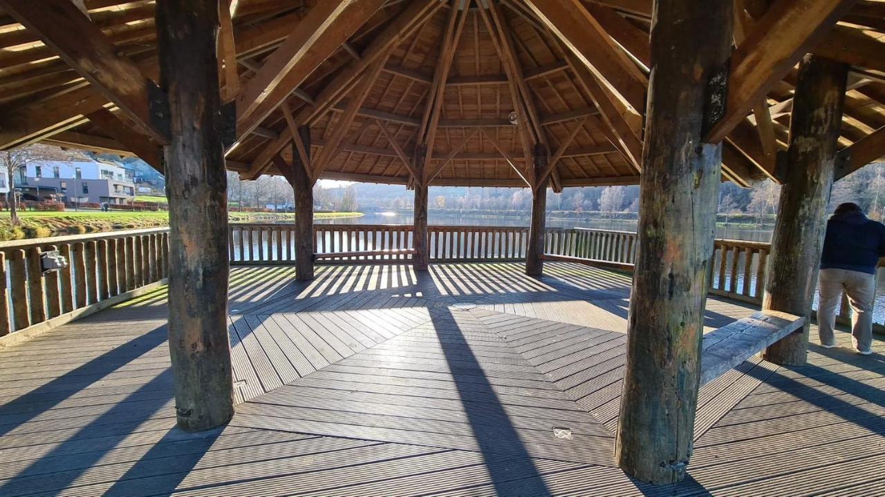 Le Salmoyard, Studio Au Bord Du Lac A Vielsalm Exterior photo